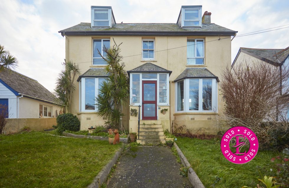 Tintagel Terrace, Port Isaac Guide Price £540,000 Freehold SOLD